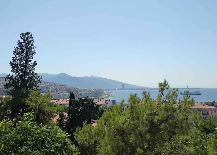 Stylish Triplex Apartment In The Heart Of Izmir