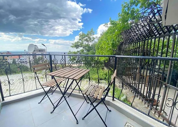 Stone Studio With Beautiful View In Heart Of Izmir