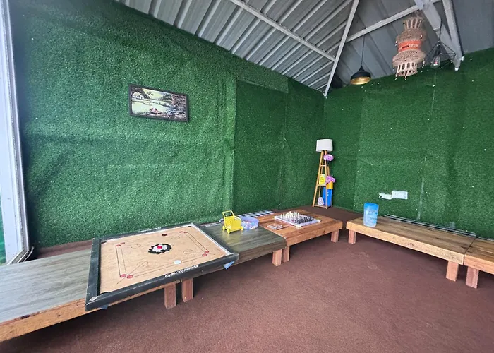 The Green Valley Resort Kanatal