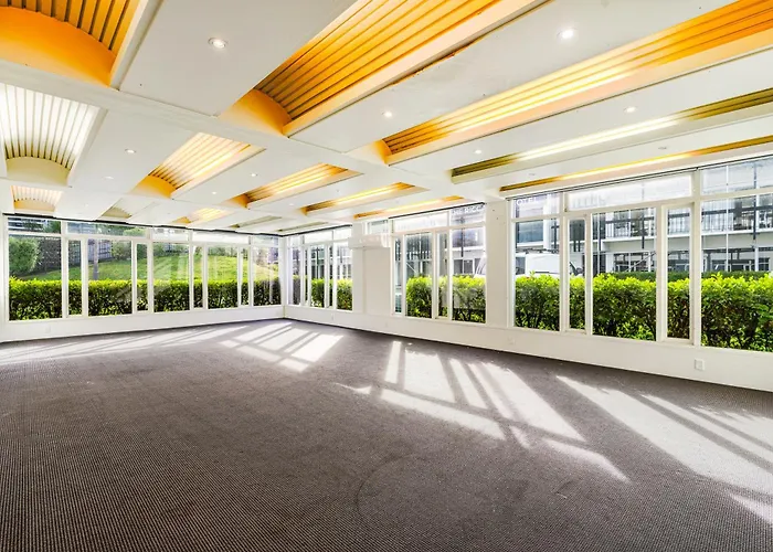 Grand Riccarton Hotel