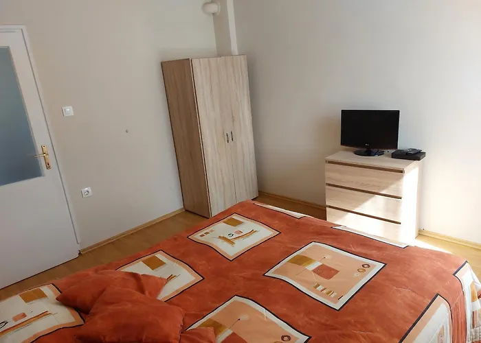Orgona Apartman- Es Nyaralohaz