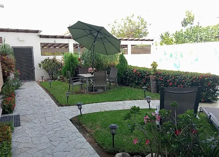 Apartment Tortugas - Rooms With Ac And Great Pool At 5 Min From Carrizalillo Beach And Benito Juarez Bulevard