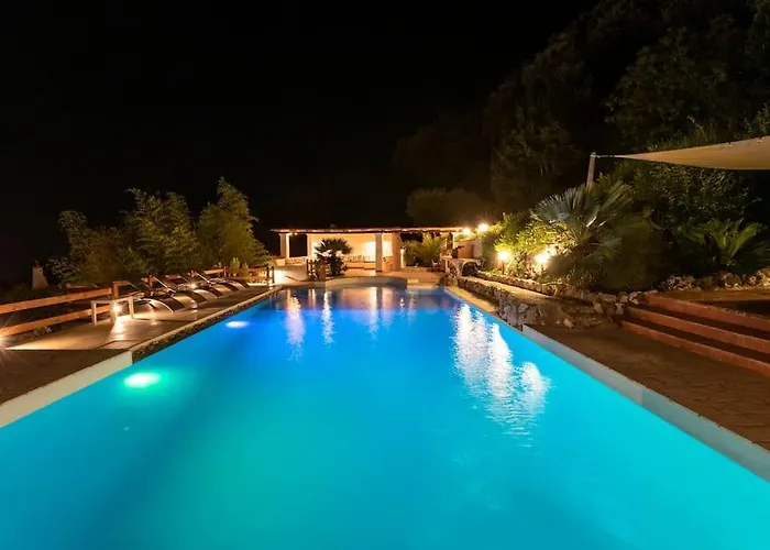Villa Mariani - Italian Coastal Charm