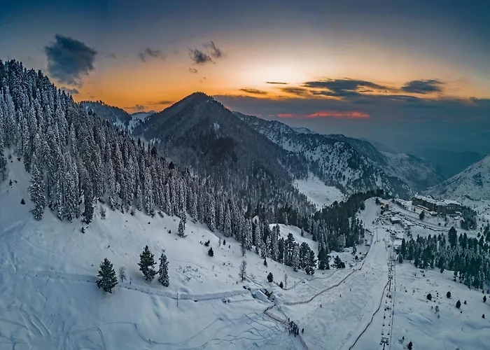 Pearl Continental Hotel Malam Jabba