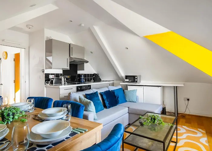 Ealing Common Contractor Flat