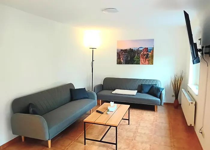 Seyfarthrooms - Ferienwohnung Zum Dorfladen Rathen - Zentrale Lage Mit Direkter Anbindung An Das Wanderwegenetz, Moderne Inneneinrichtung