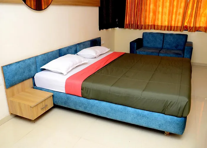 Hotel New Delhi Jalgaon