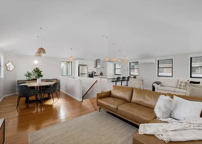 Spacious, Central 2Bed 2Bath, Newly Renovated Gem!