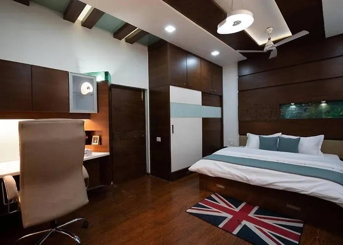 Super Luxury Villa - Near To Karnavati Club