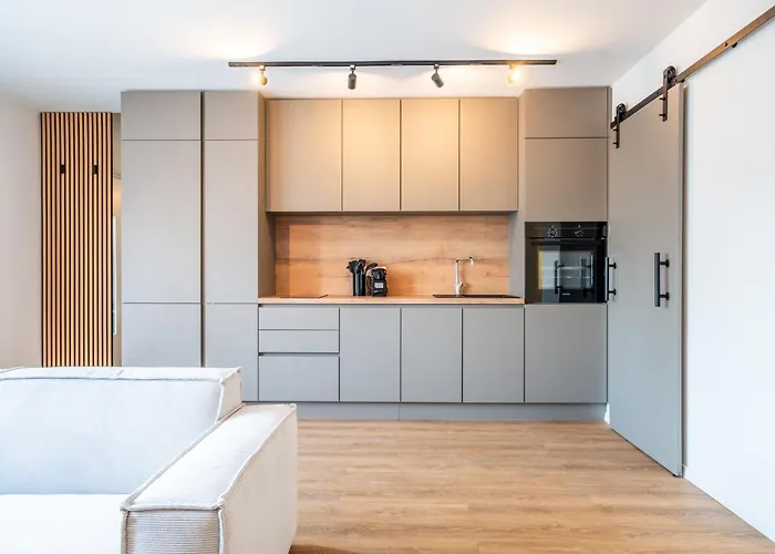 Coblenz Suites - Studio Apartments