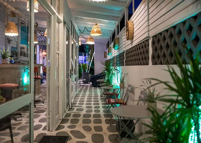 Casa Mikele By Sarikas - Sea Side Suites And Studios -Adults Only