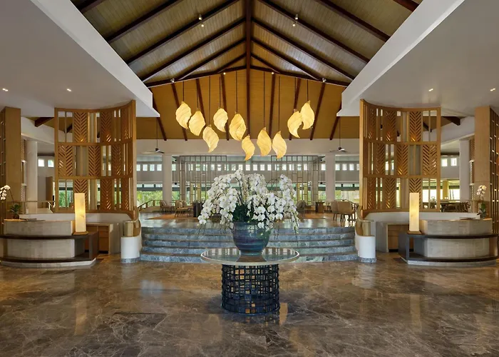 Phuket Marriott Resort & Spa, Merlin Beach