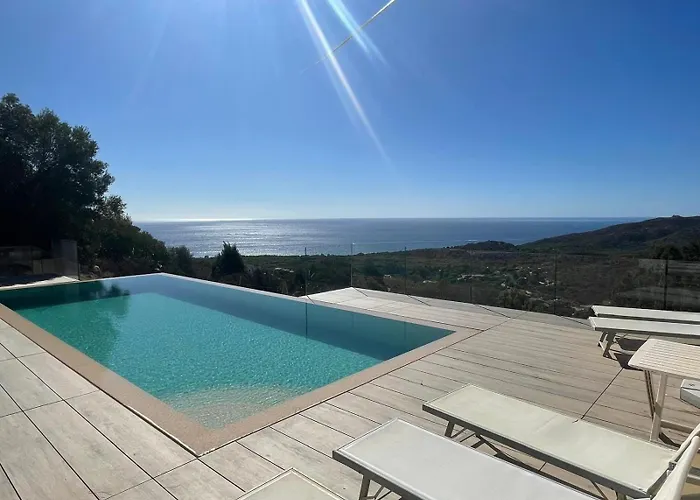 Villa With Private Pool, Amazing Sea Panorama And Private Garden