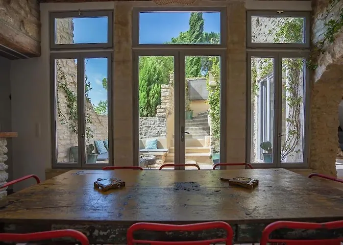 Maison D'Exception Au Coeur De Goult