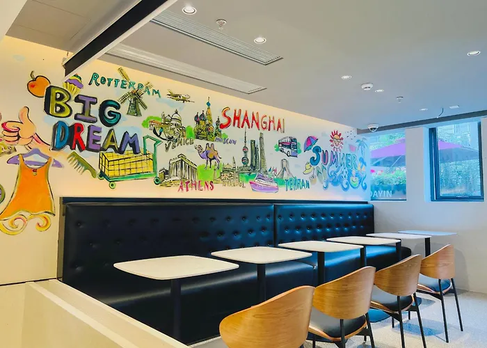 Dayin Serene Garden Hotel -People'S Square & Nanjing Road-Large Social Area -Bar -Cafe -Gym -Free Laundry Luggage Storage -24H Front Desk-English Service