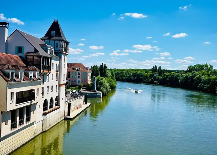 Appartement Design Et Cozy A Port Cergy
