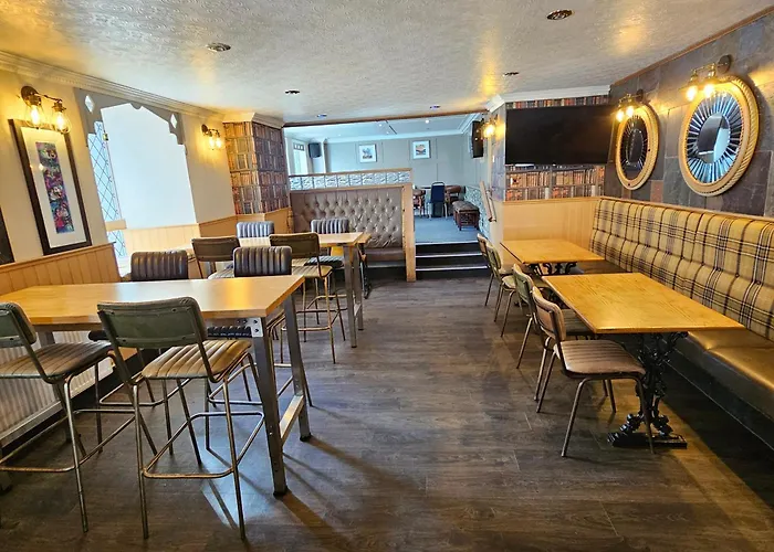 Commercial Hotel