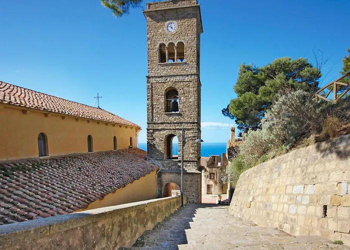 Amazing Apartment In Santa Maria Di Castell