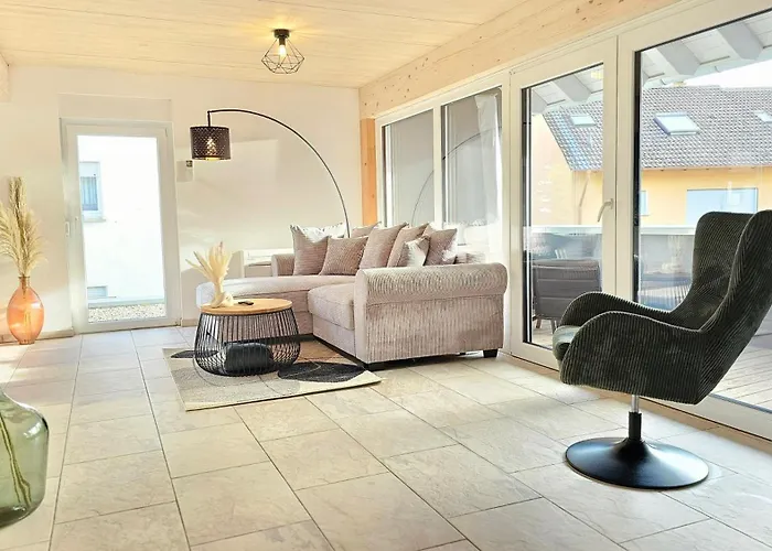 Weil Am Rhein I Design-Apartment I Klimaanlage I Balkon I Boxspring