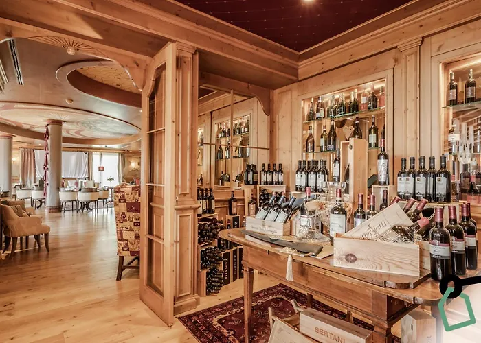 Hotiday Room Collection - Campiglio Pradalago