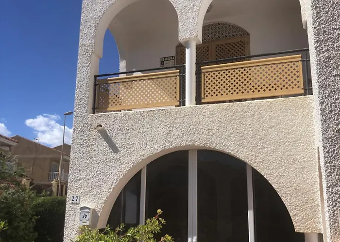 Puerto De Mazarron Large House With Roof Terrace & Sea Views-5 Guests Have 3 Bedrooms & 1 To 4 Guests Have 2 Bedrooms
