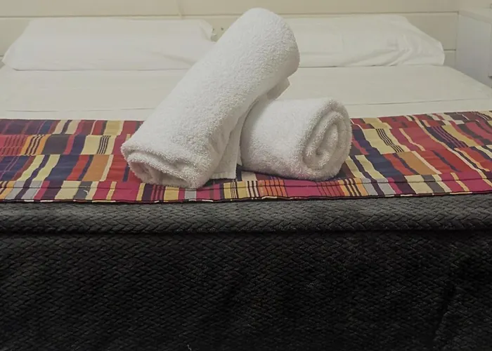 Grand Central Hotel Proserpine