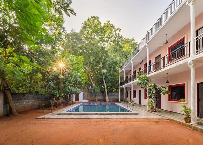 De Jardin Resort Pondicherry With Swimming Pool