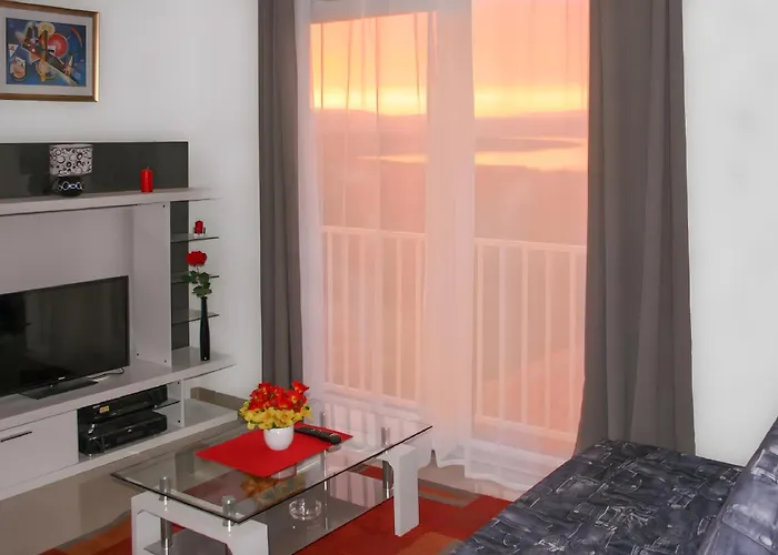 Apartments Kremenici