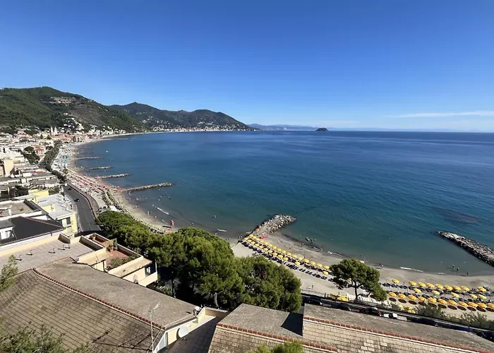 Stupenda Vista Mare A Laigueglia Con Posto Auto