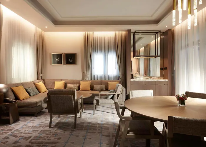 Doubletree By Hilton Putrajaya Lakeside