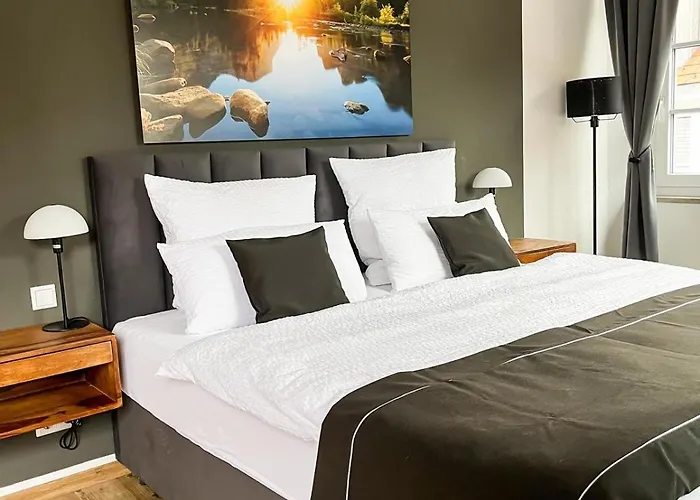 Holz & Hirsch Loft - Parkplatz Und Hund