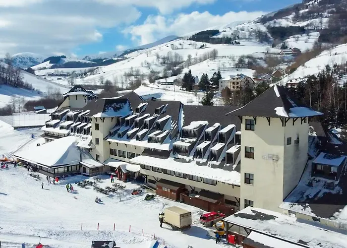 Hotel Junior