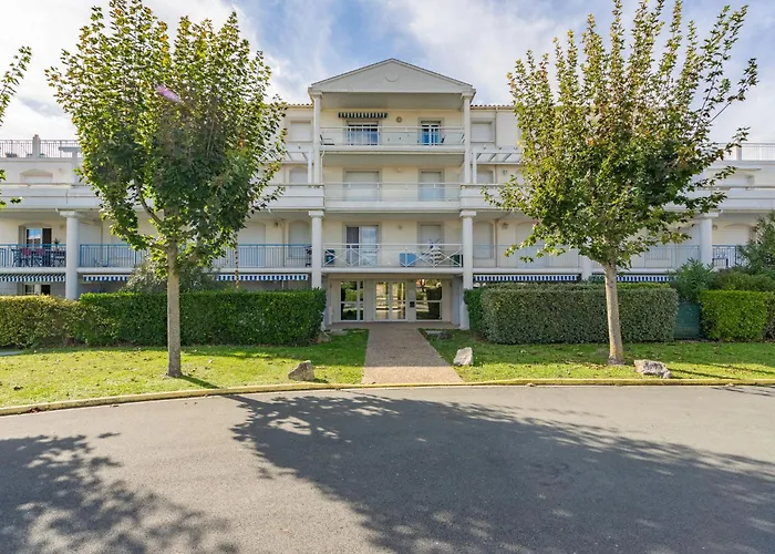 Holiday Home Les Hautes Folies-7 By Interhome