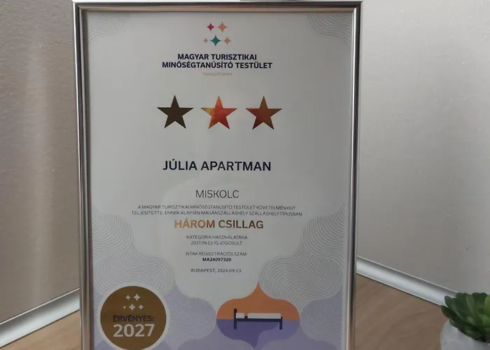 Julia Apartman
