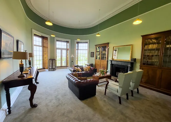 Ennismore House