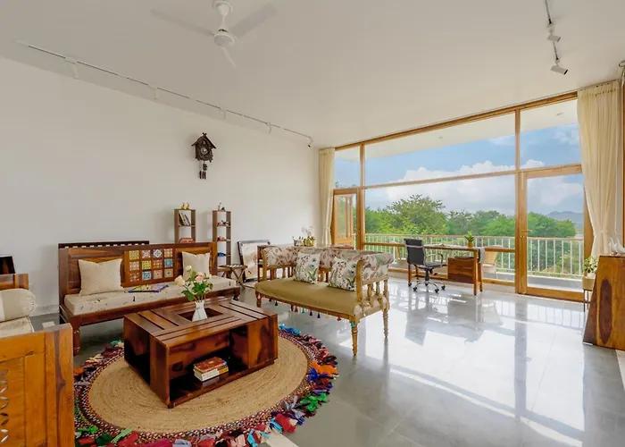 Saffronstays Villa Bougain - 2Br Hill-View Villa With Plunge Pool, Veg Bbq, Birdwatching & Serene Garden Sit-Outs