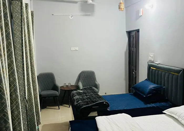 Goroomgo Kaffal Hotel And Restaurant Rudraprayag