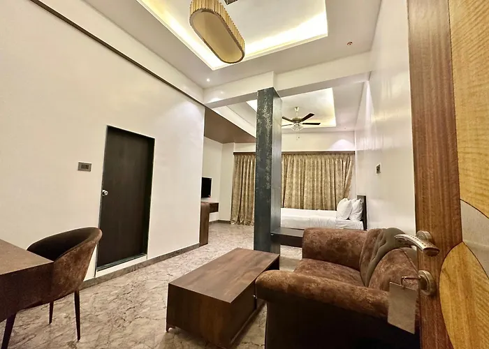 Takht- Executive Suites And Rooms