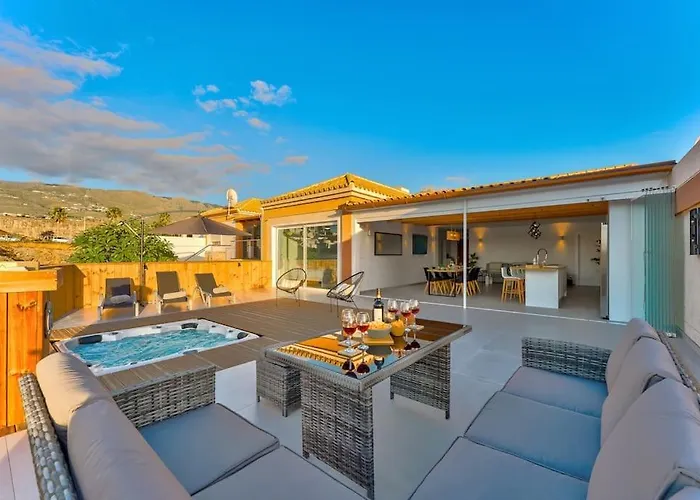 Calma Paraiso Jacuzzi Sea View