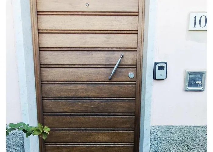 Vicolo Bugliolo 10 - Home B&B
