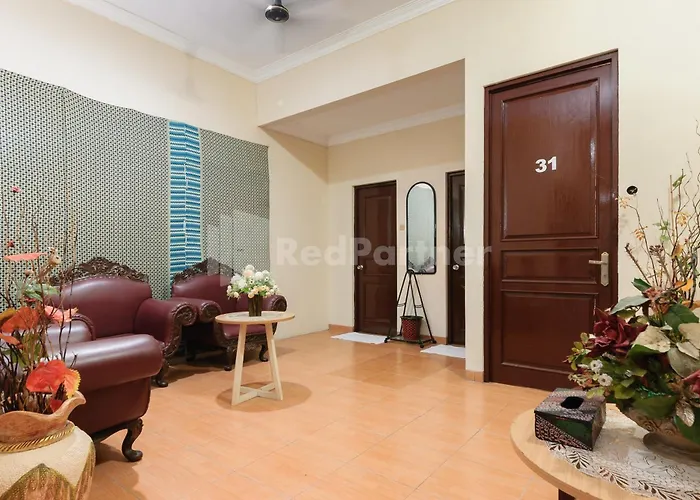 Sr Residence Near Mall Ciputra Cibubur Mitra Reddoorz