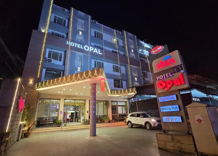 Hotel Opal