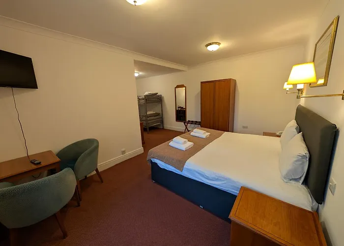 Oriel Hotel