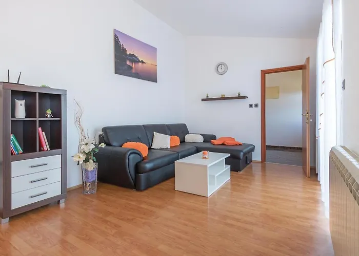 Stunning Home In Vodnjan