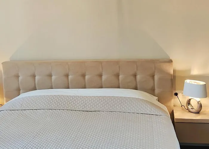 Sweet Home - Central Cozy Apartment