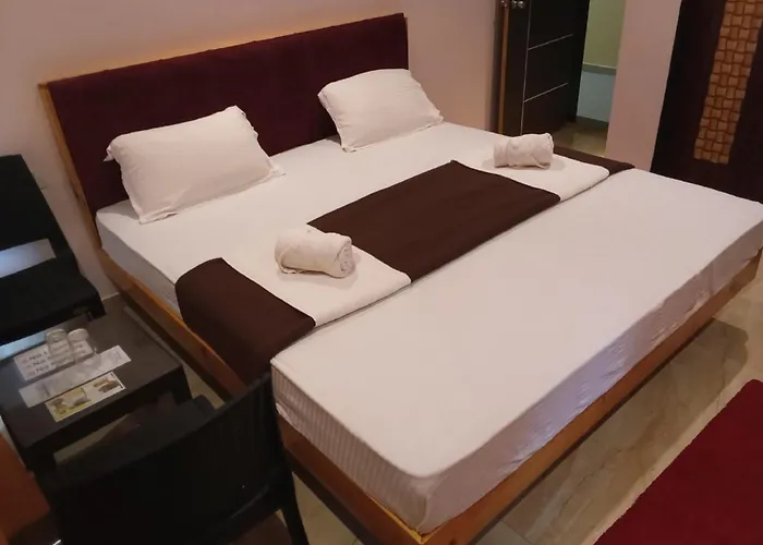 Hotel Town Pride , Ganpatipule
