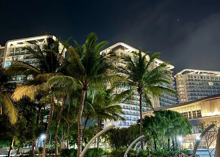 Casa Avisha At Azure Urban Resort