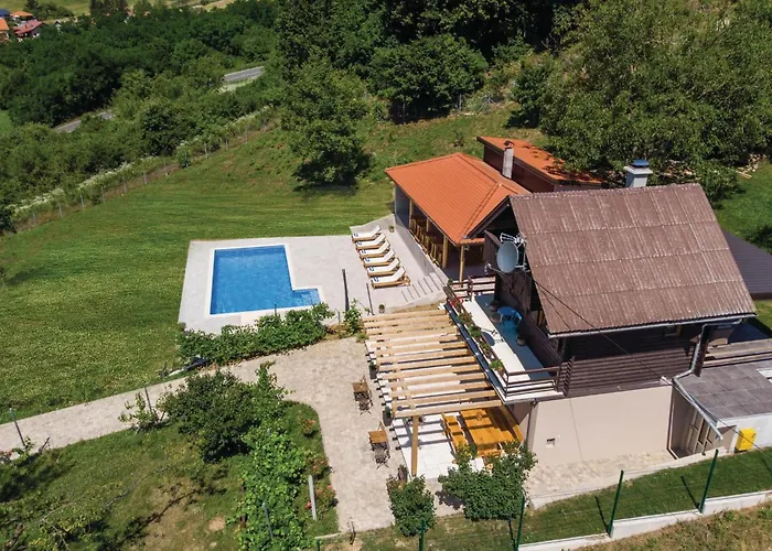 Two-Bedroom Holiday Home In Zagreb