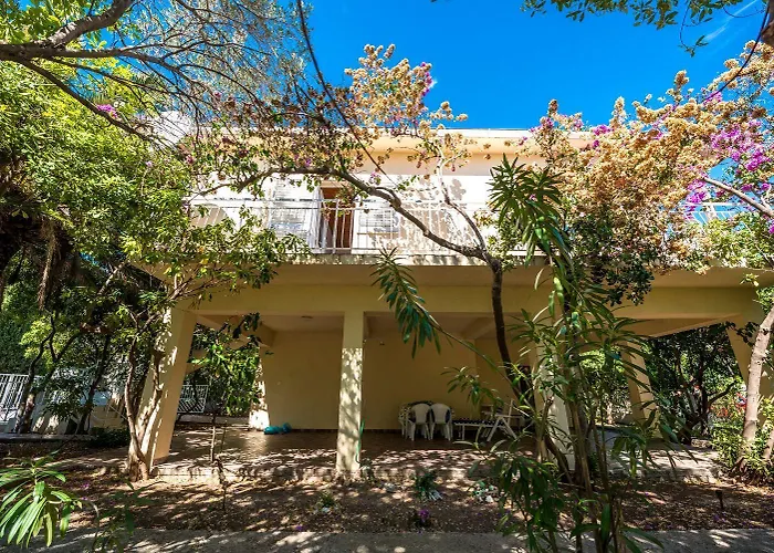 House Lido