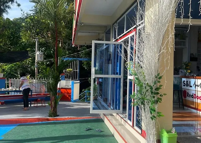 Reddoorz At S And L Apartelle Daraga Albay